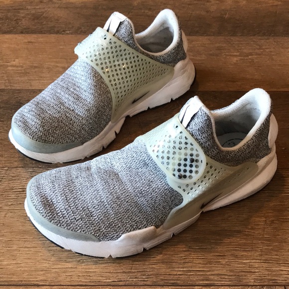 nike 862412-100 Sz 7 Nike Sock Dart Sneaker